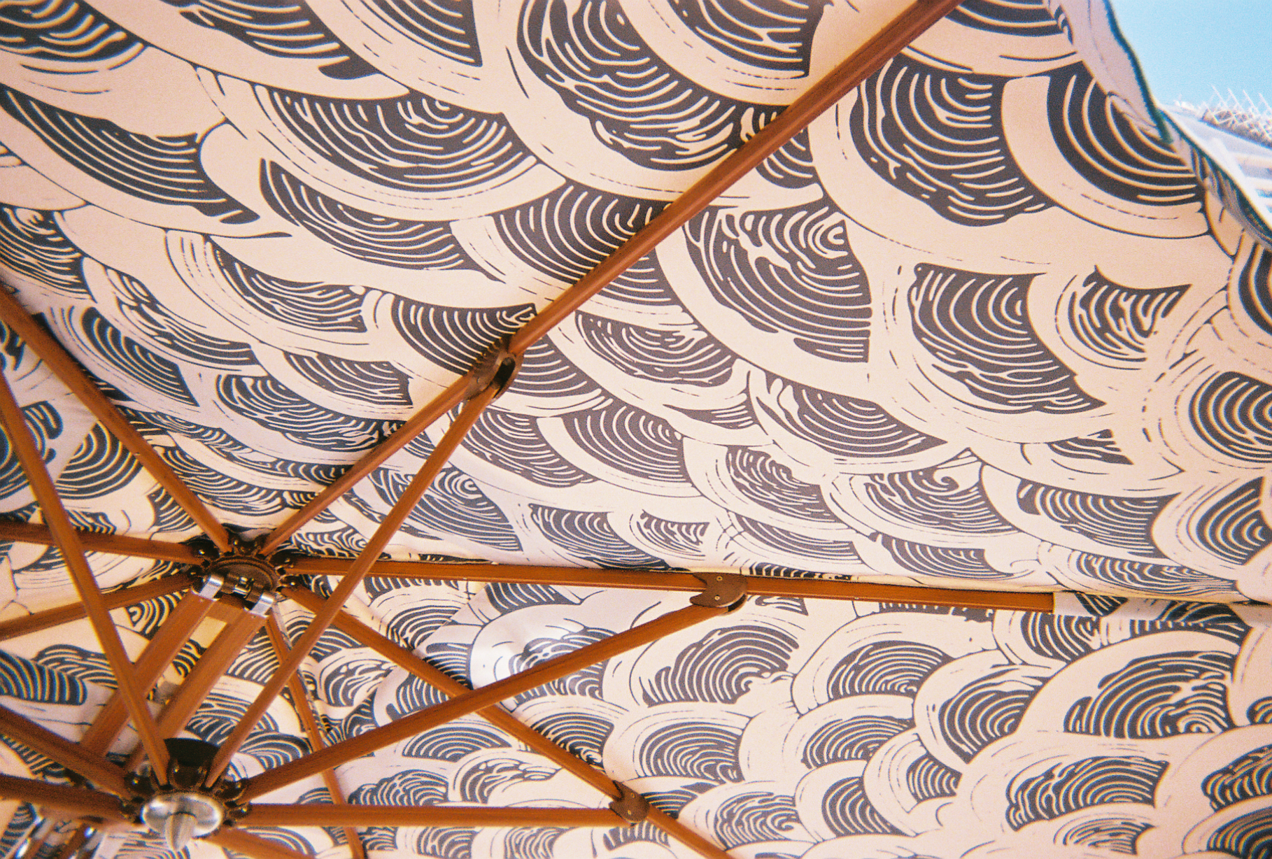 Sticks and semicircles keep the persistent sun just out of view.